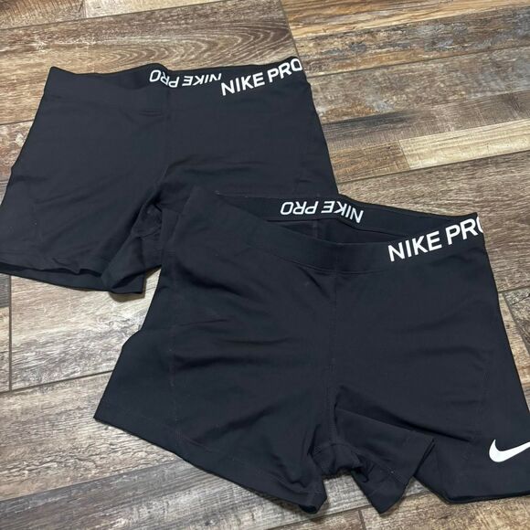 NIKE Pro Compression Large Black Sports Athletic Activewear Women's Black Shorts - Picture 1 of 4